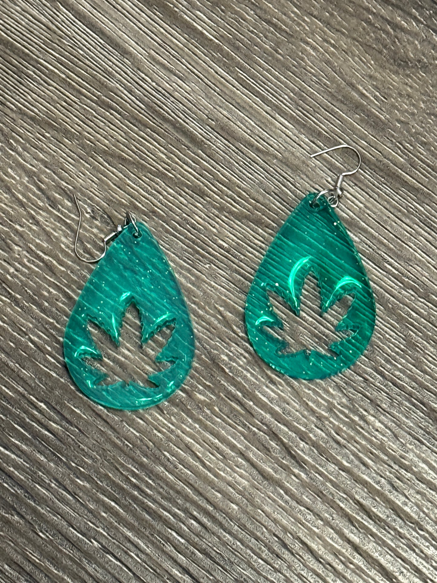 Earring - Hemp Leaf