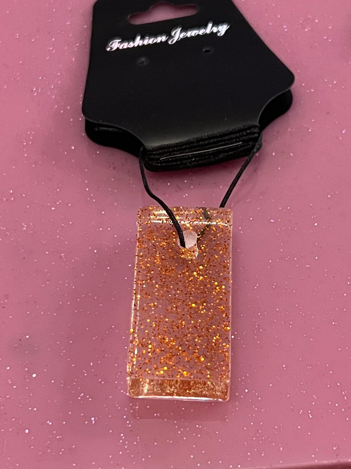 Pendant necklace - small