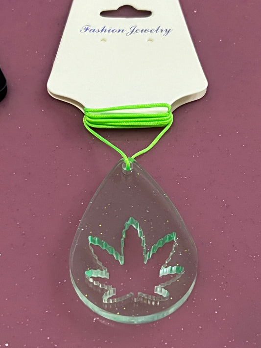Pendant Necklace - Medium