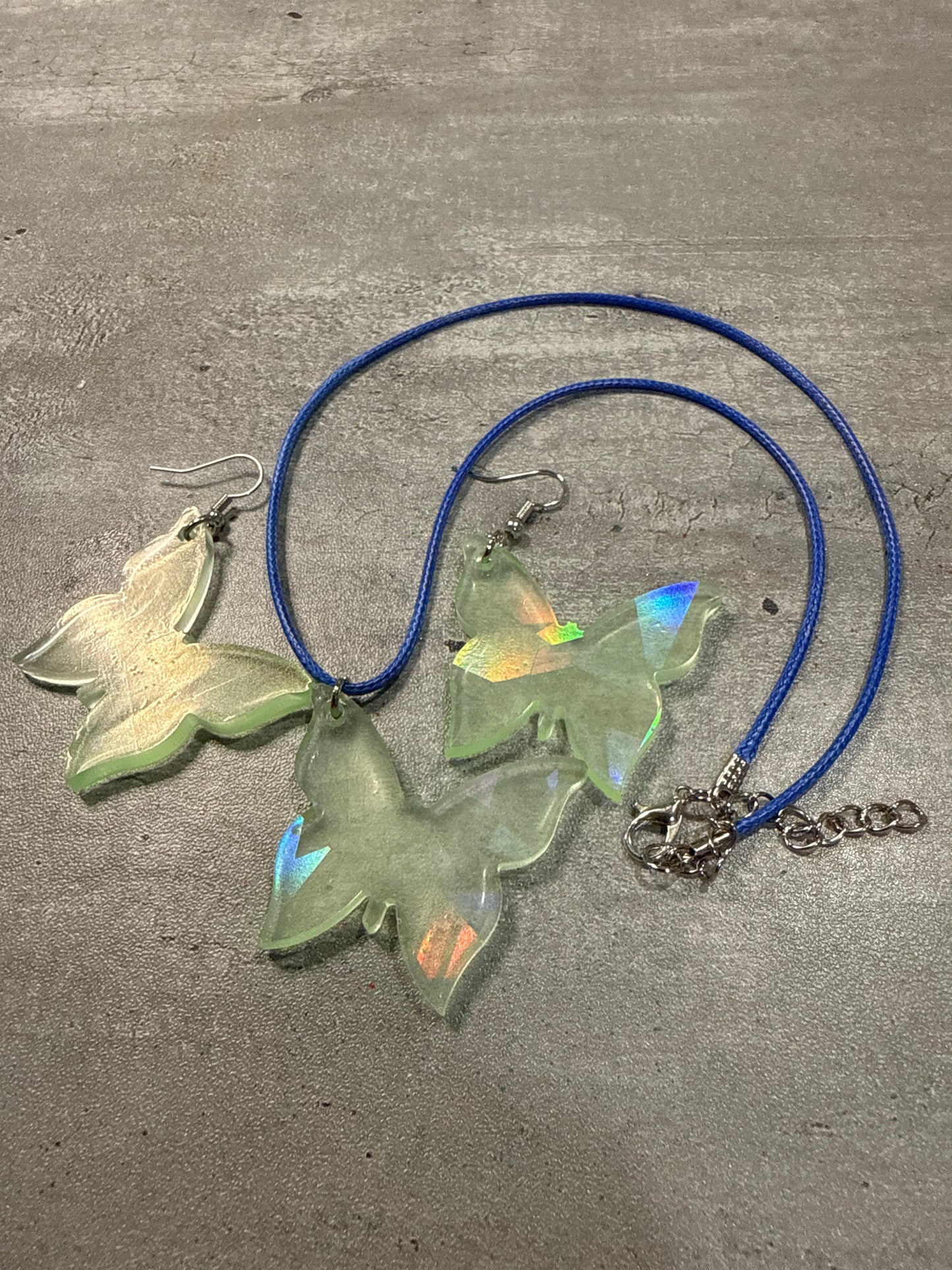 Resin Necklace and Earrings Set